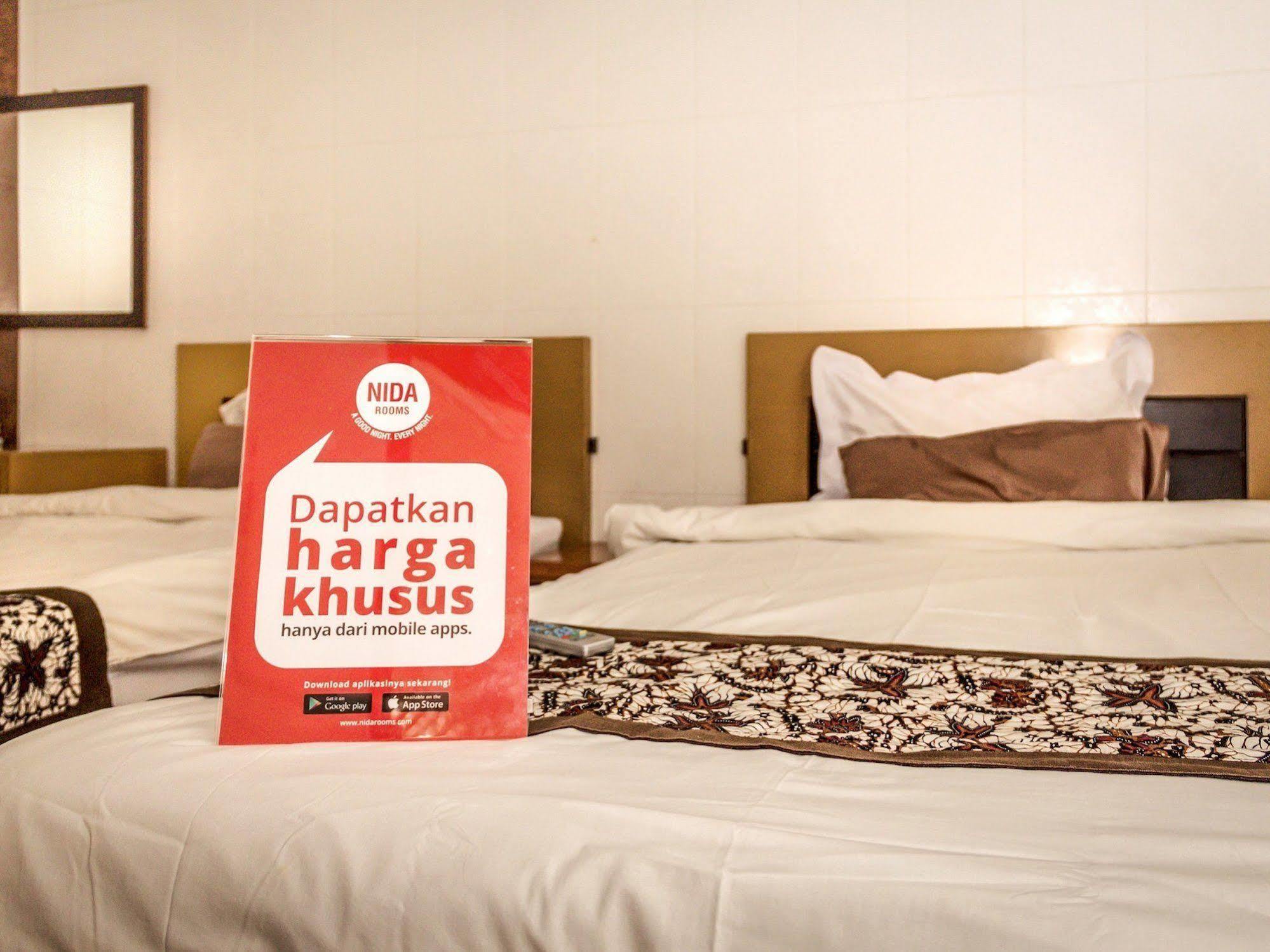 Hotel Dee Mansion Denpasar Esterno foto